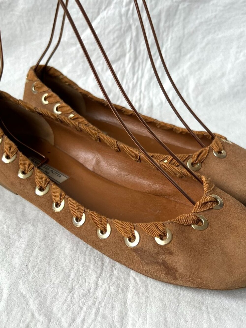 Guglielmo Rotta ballet flats 40 8.5 womens brown suede gold grommets shoes